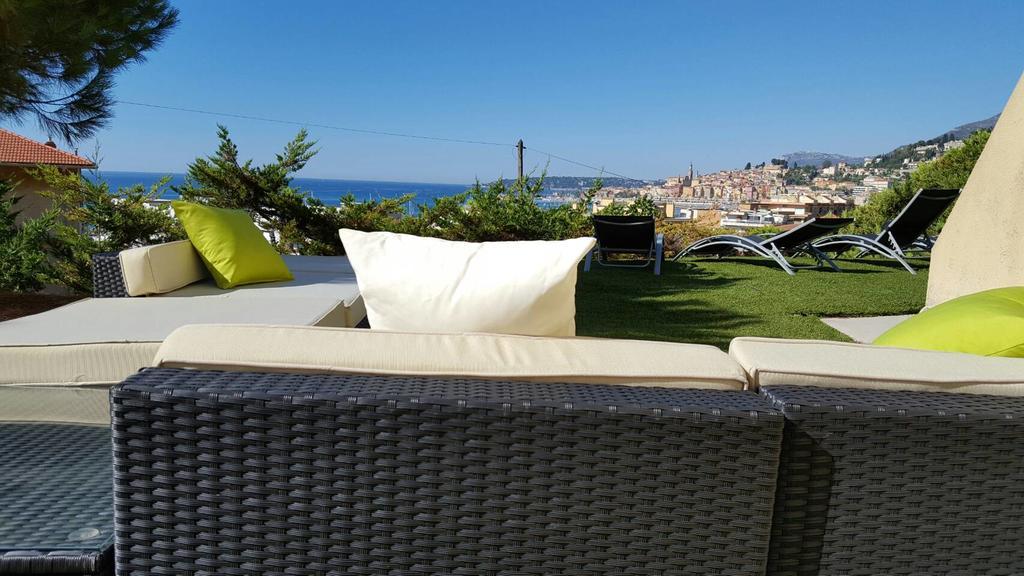 Cap Au Sud,Vue Panoramique Mer,Piscine Menton Bagian luar foto